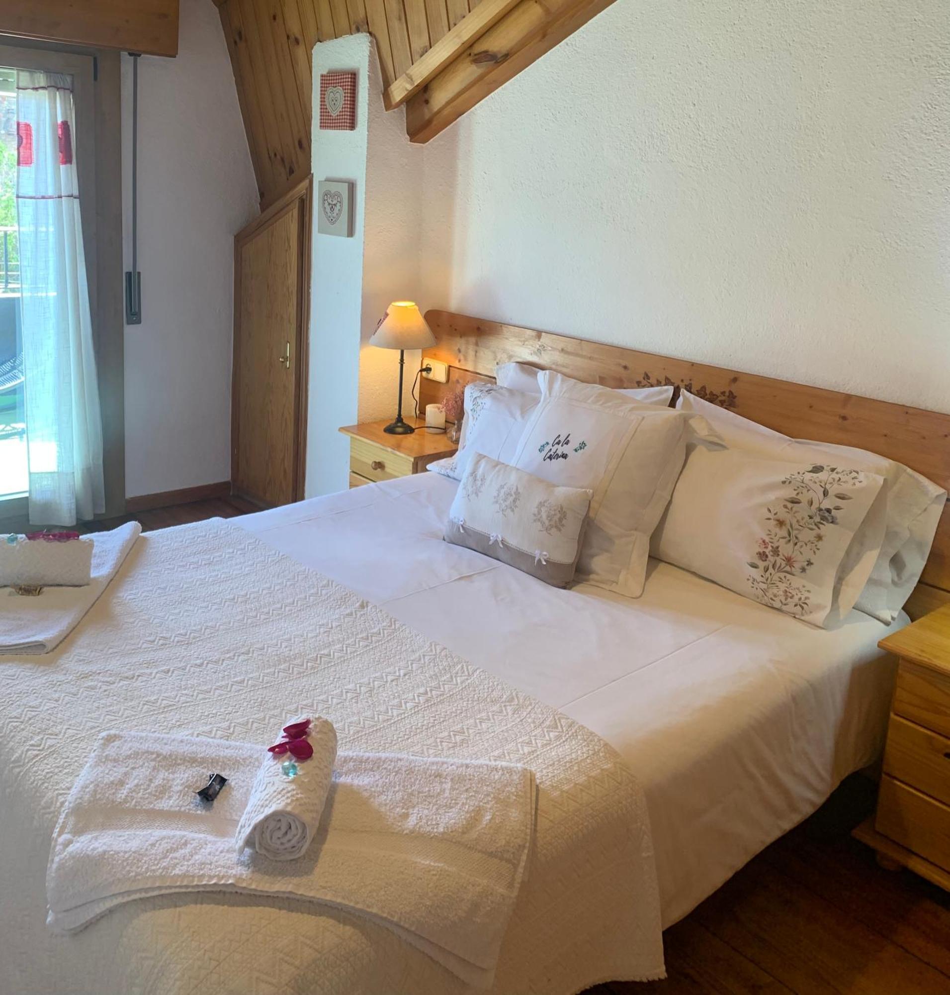 Atico Con Encanto En Bellver De Cerdanya Apartman Kültér fotó